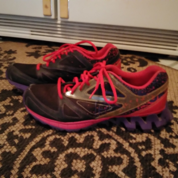 Women's Reebok Running Shoes 10 - Picture 1 of 5